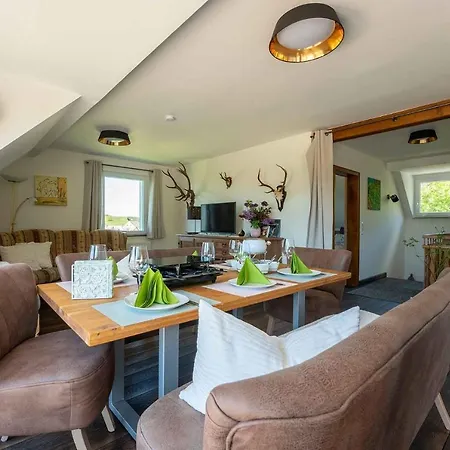 Altes Forsthaus - Ferienwohnung im Obergeschoss Ormont Exterior foto